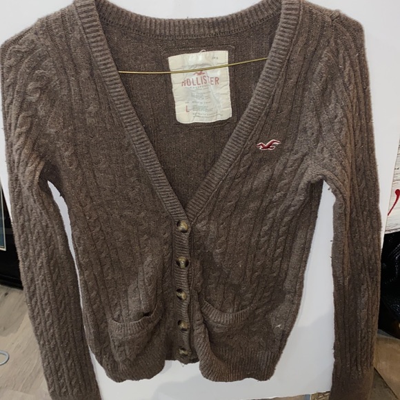 LOT OF 4 HOLLISTER CARDIGAN AMERICAN EAGLE CARDIGAN AND SWEATER CHAROLETTE RUSSE - Picture 11 of 14